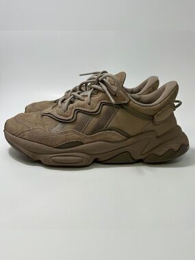 Adidas Originals Ozweego trainers Womens 9.5 "Chalky Brown" Lace Up Gym Shoes